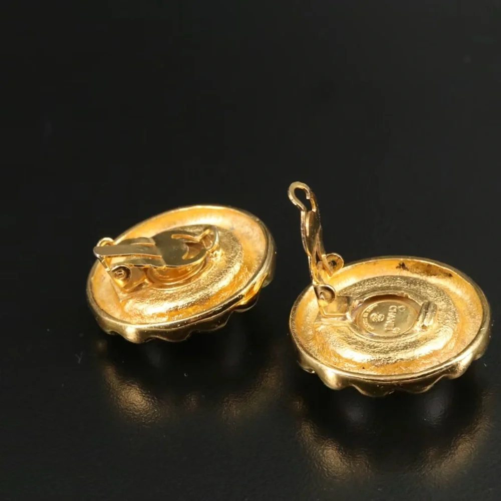 CHANEL Pearl Clip Earrings with Box